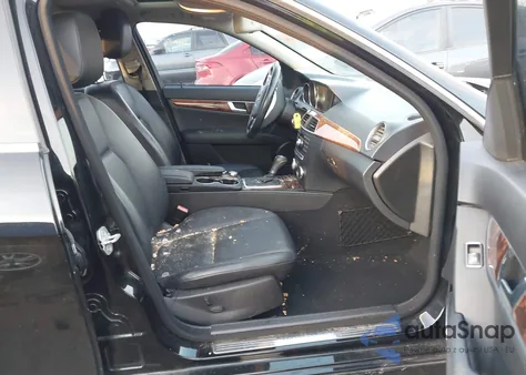 2012 Mercedes-Benz C 300 Luxury 4Matic from USA, damaged, VIN WDDGF8BB7CR229016